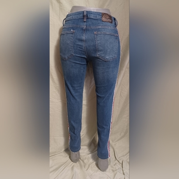 Zara Denim - Zara Basic Denim Dept. Blue Skinny Jeans with Red and White Stripe